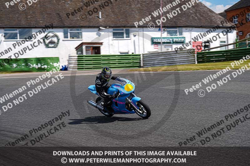 enduro digital images;event digital images;eventdigitalimages;mallory park;mallory park photographs;mallory park trackday;mallory park trackday photographs;no limits trackdays;peter wileman photography;racing digital images;trackday digital images;trackday photos